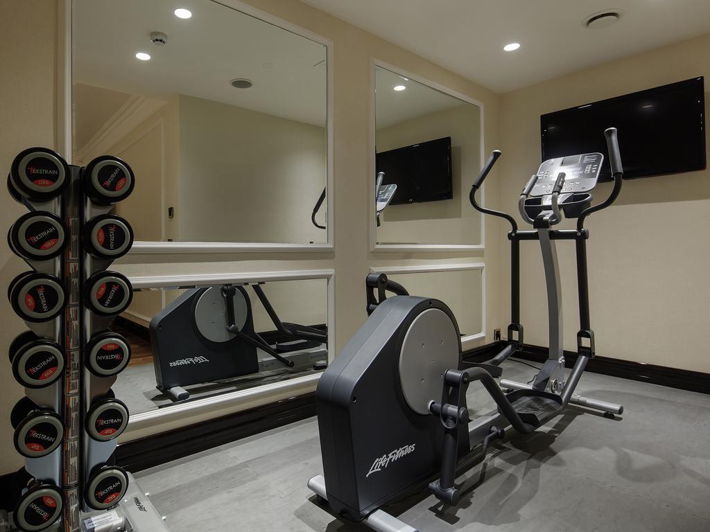 Wyndham Grand Kayseri Exterior foto A home gym