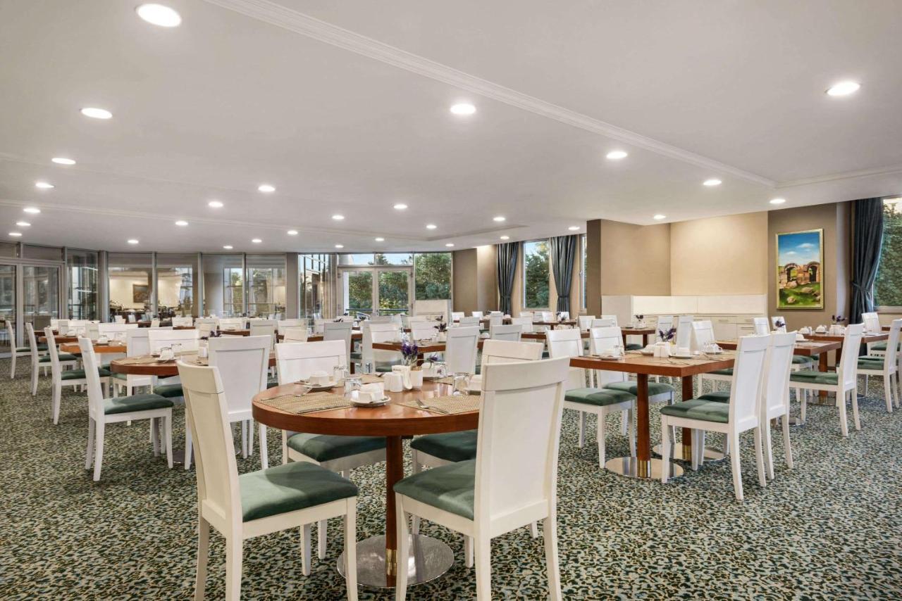 Wyndham Grand Kayseri Exterior foto The restaurant