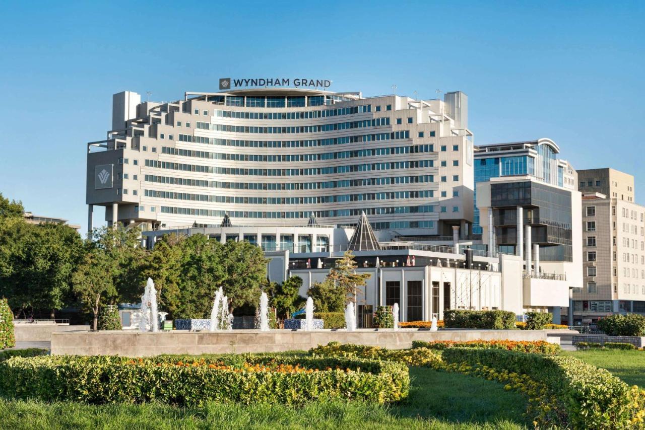 Wyndham Grand Kayseri Exterior foto Wyndham Grand Istanbul Old Airport